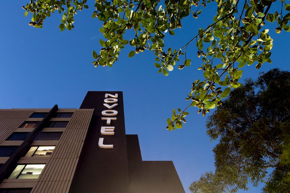Novotel Sydney International Airport 70/72