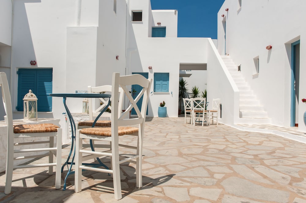 Fivos Apartments 40/50