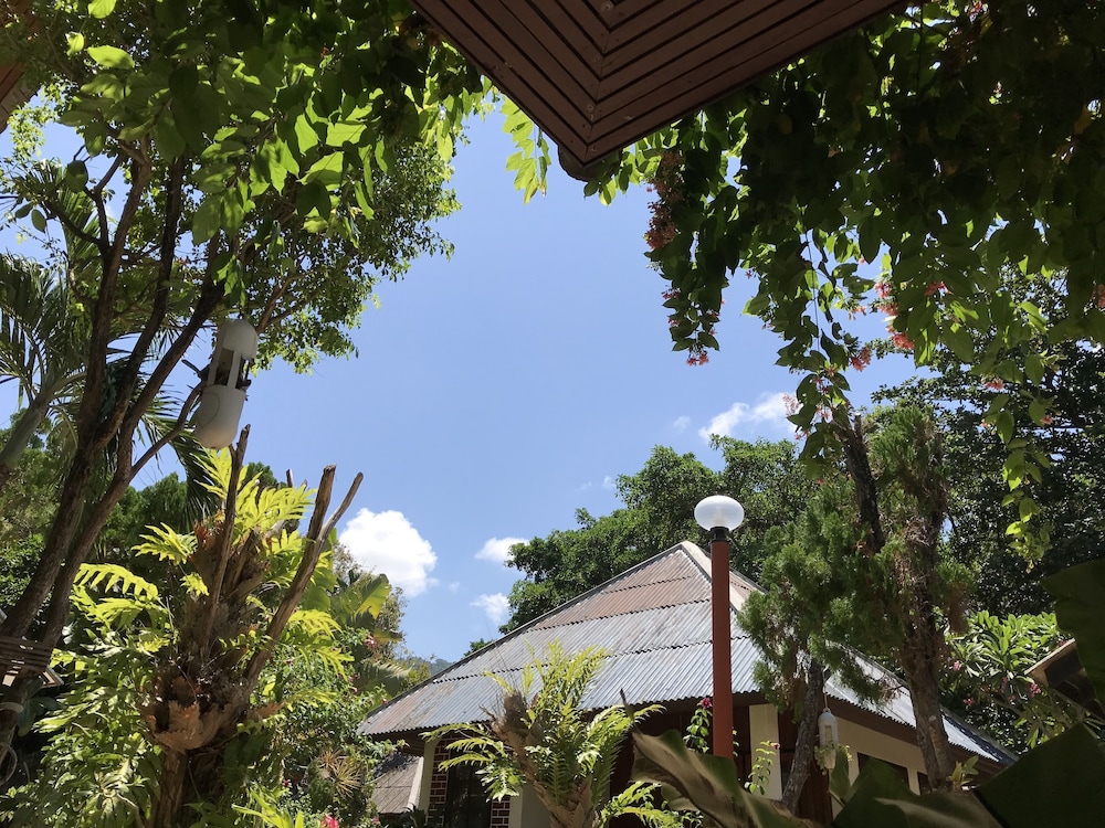 Sunrise Bungalow 38/50