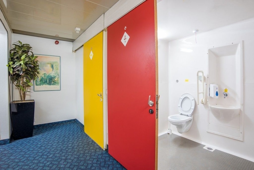 Metro Inns Teesside 20/20