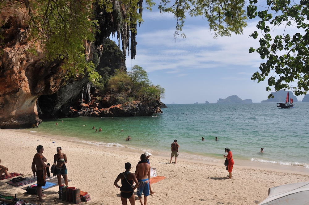 Diamond Cave Resort 59/71