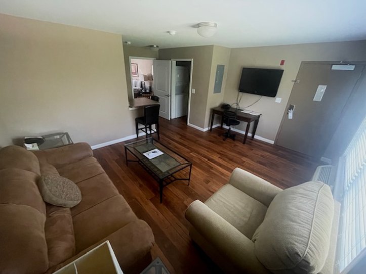 Bell Apos S Extended Stay And Suites 44/75