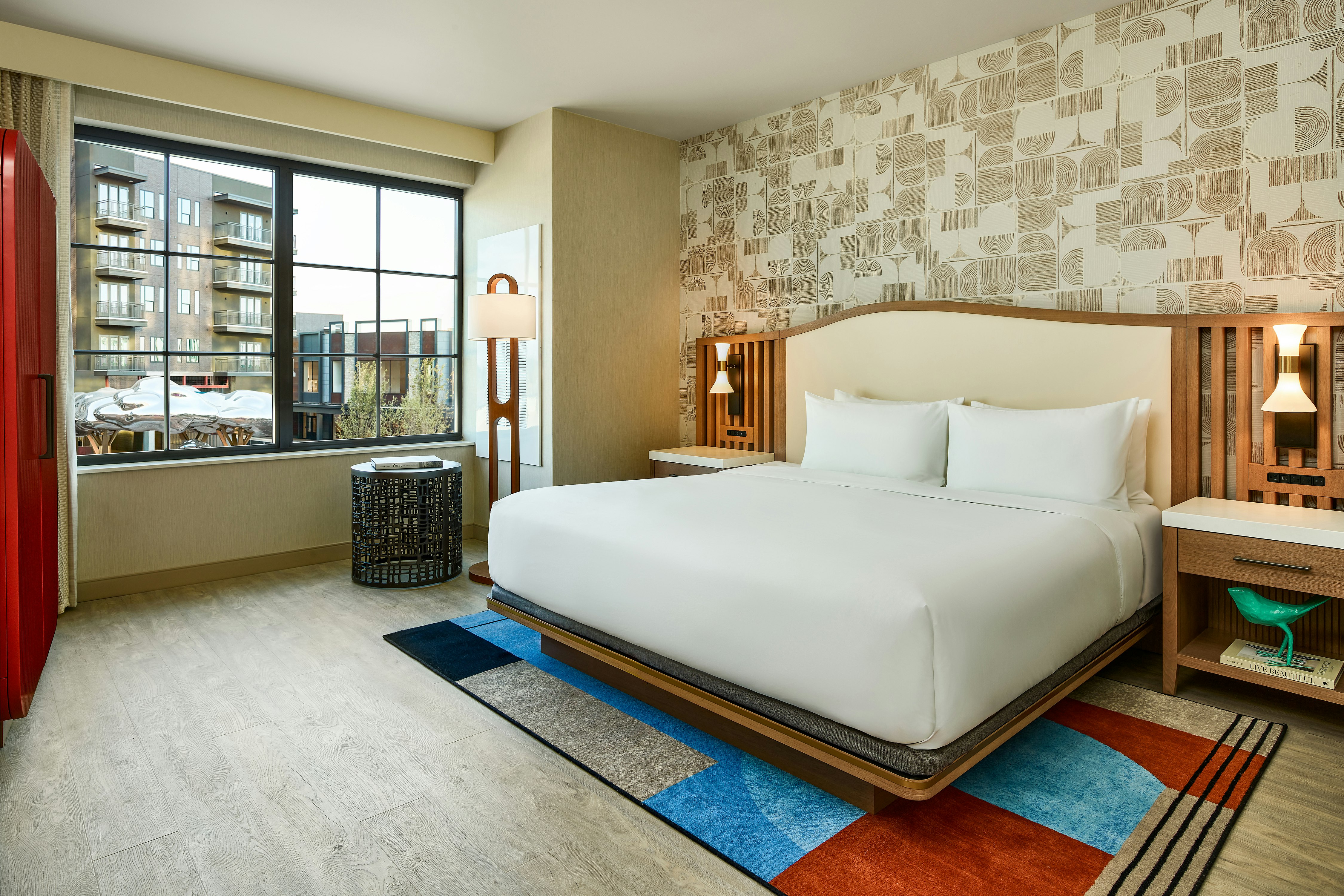 1 BEDROOM, SUPERIOR, SUITE, KING BED