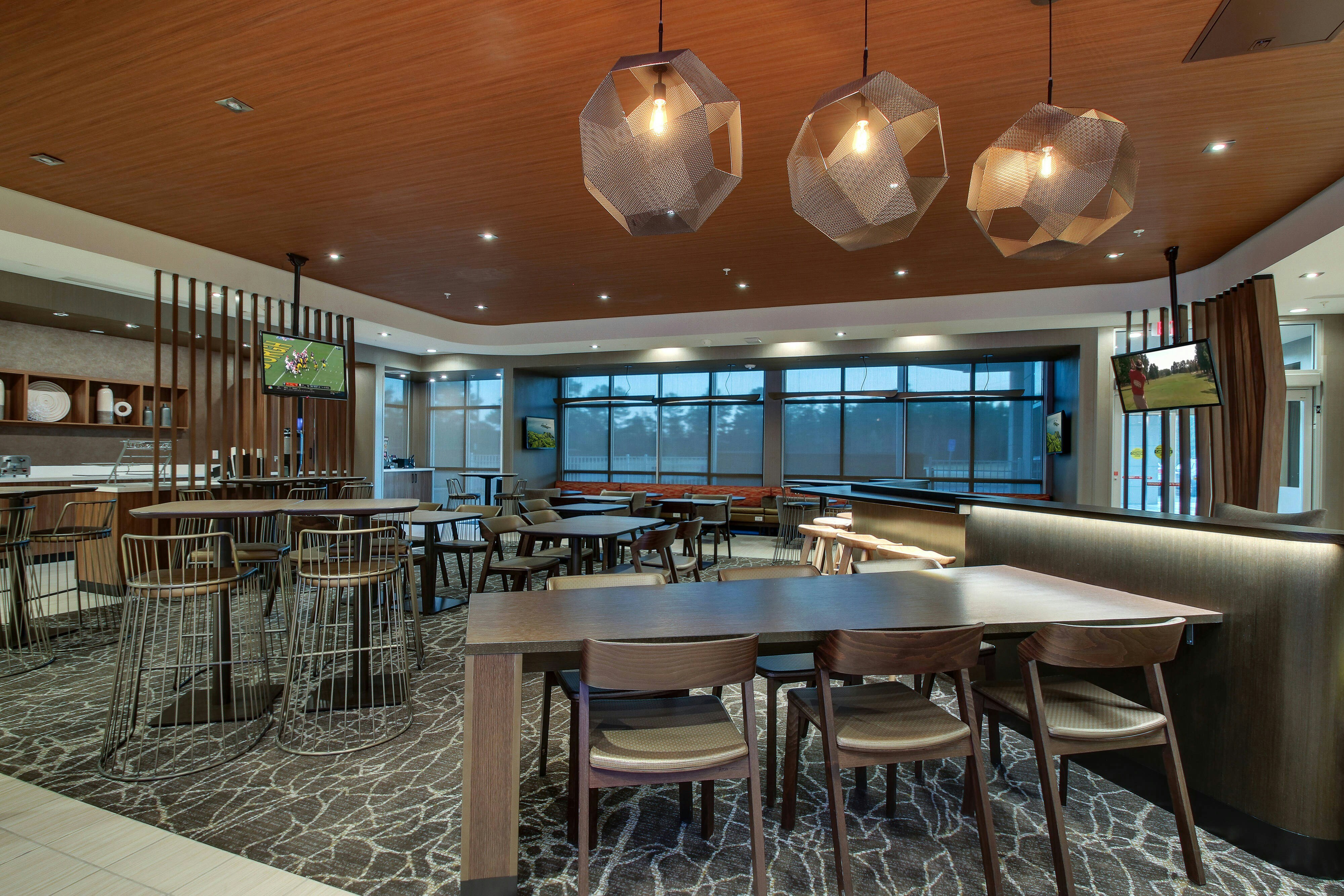 SpringHill Suites by Marriott Gulfport I-10 24/33