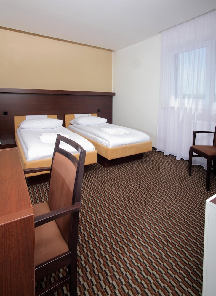 Rottal Hotel 16/39