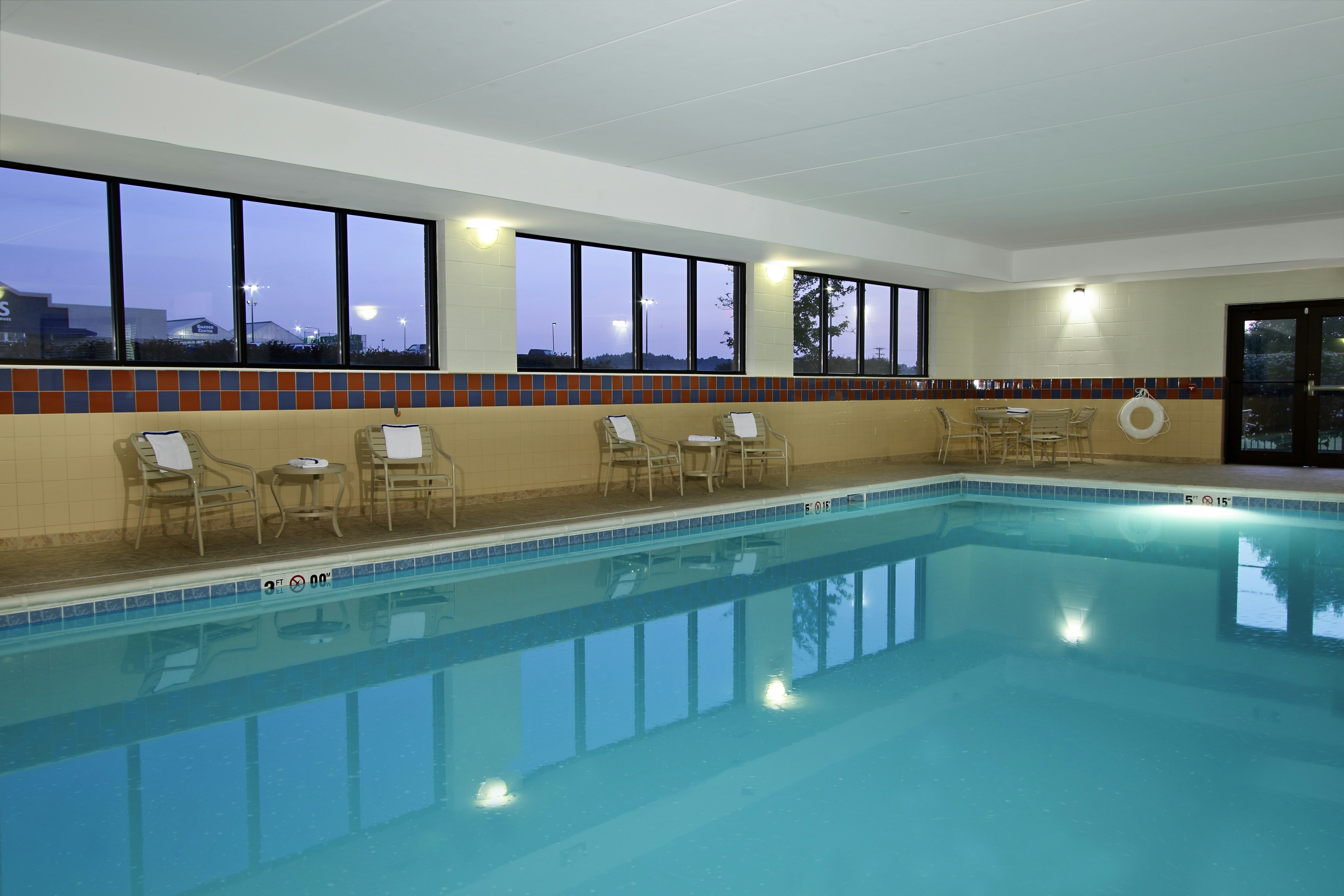 Hampton Inn & Suites Madisonville 8/20