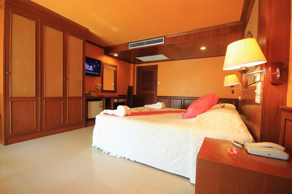SUPERIOR, DOUBLE BED, BEACH FRONT