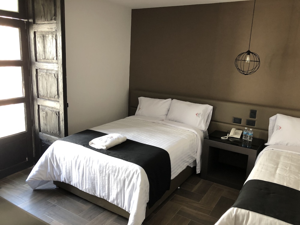 Hotel Isabel Unico 6/37