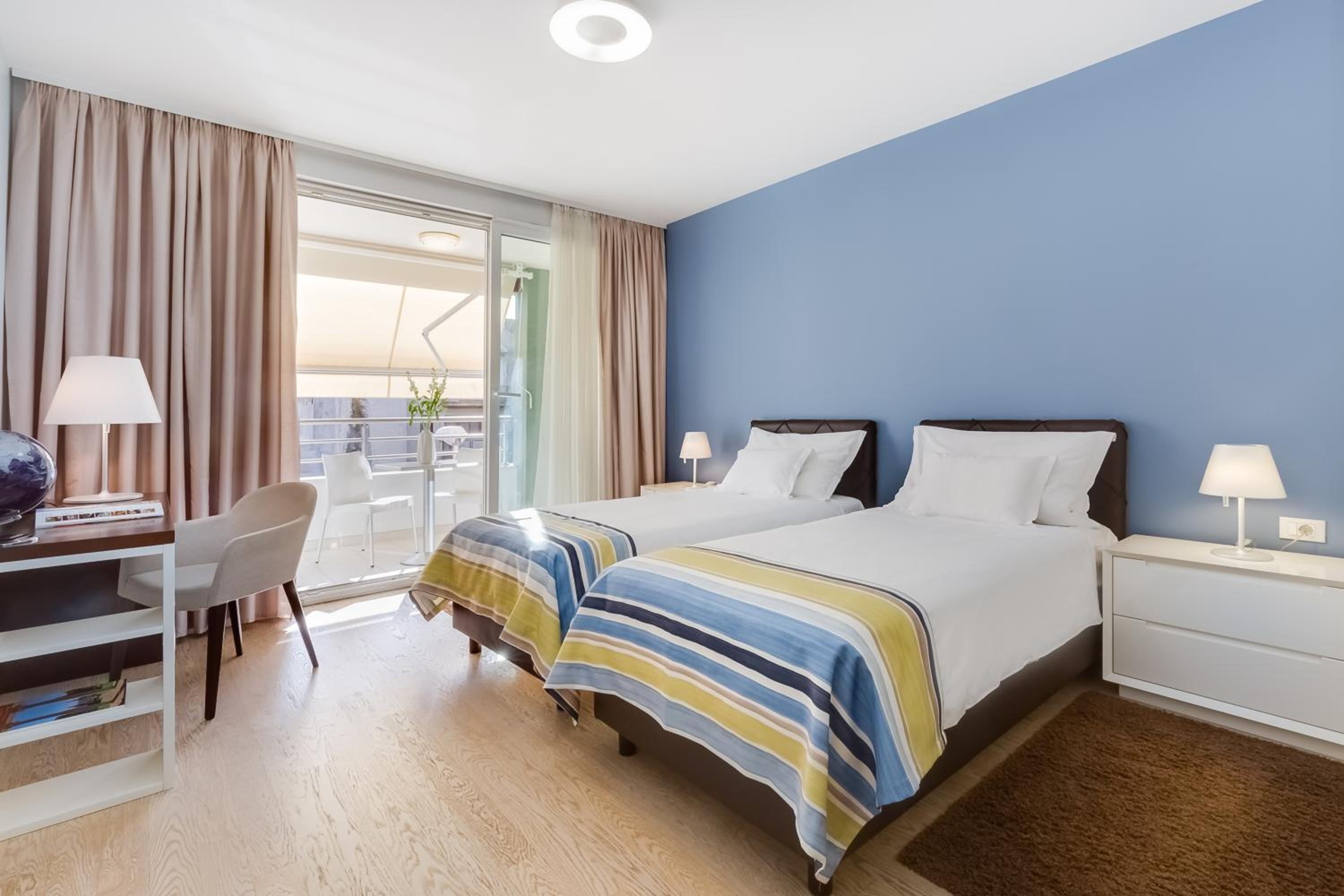 ROOM, DOUBLE BED, BALCONY