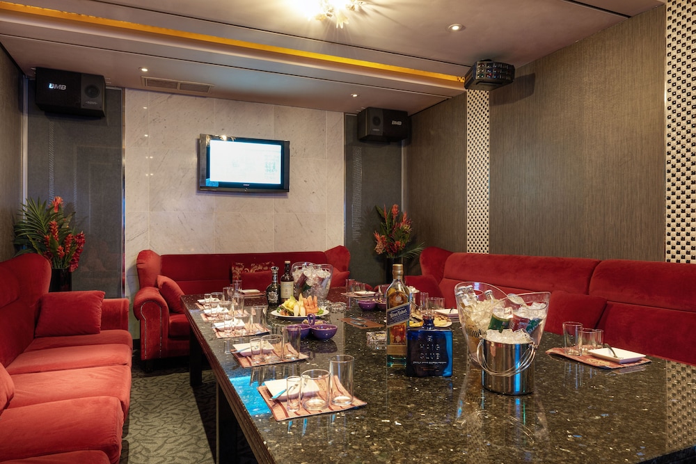 Hotel Riviera Cheongdam 44/50