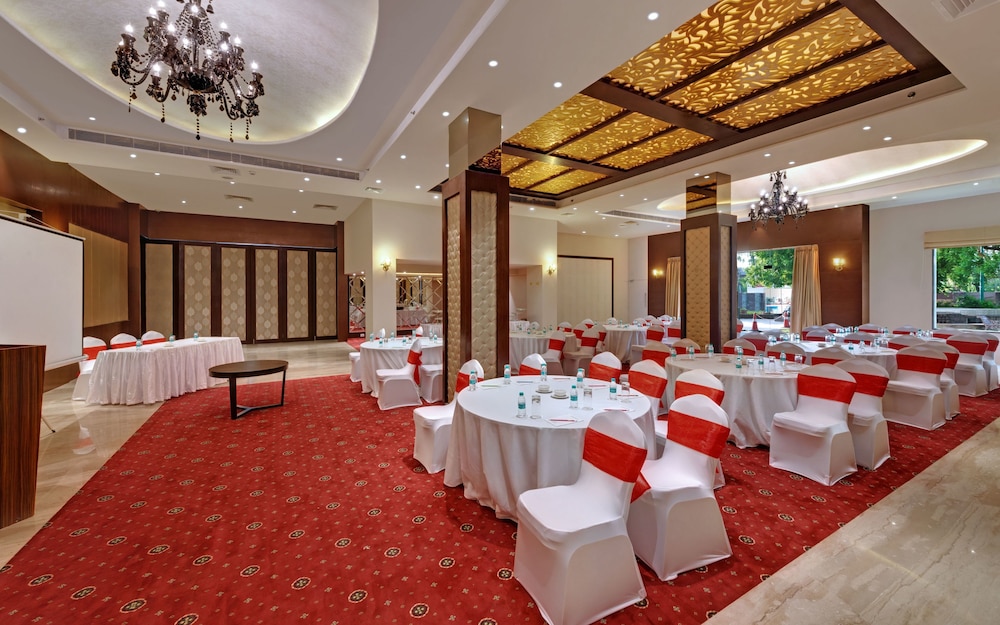 The Fern Residency Udaipur 42/54