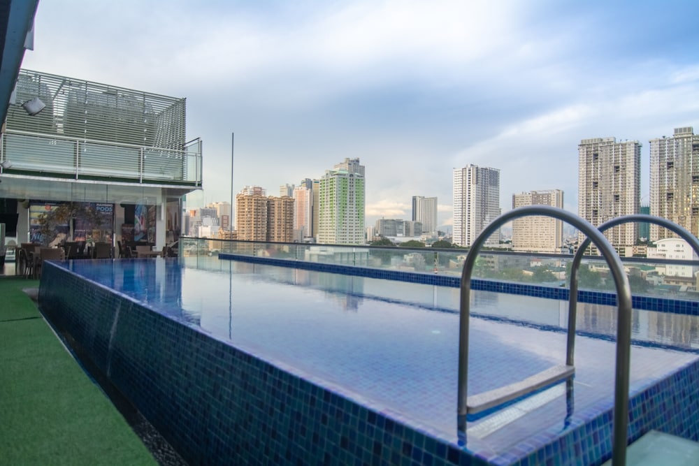 ARK Hostel City Center Manila 35/36