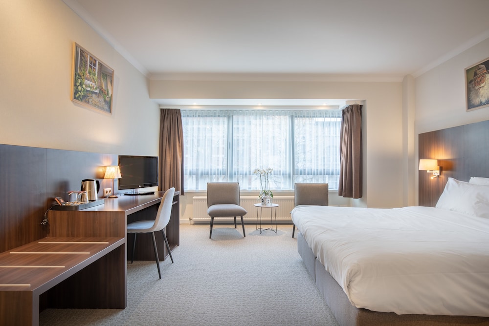 Hotel Carlton 15/53