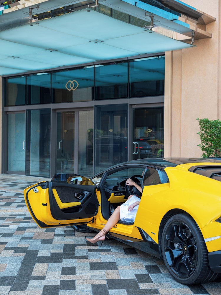Sofitel Dubai Jumeirah Beach Hotel 72/80