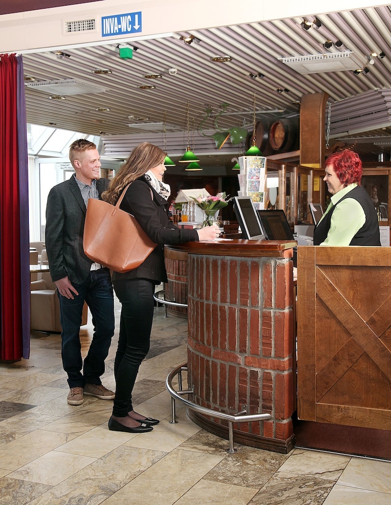Hotel Kurikka 8/50