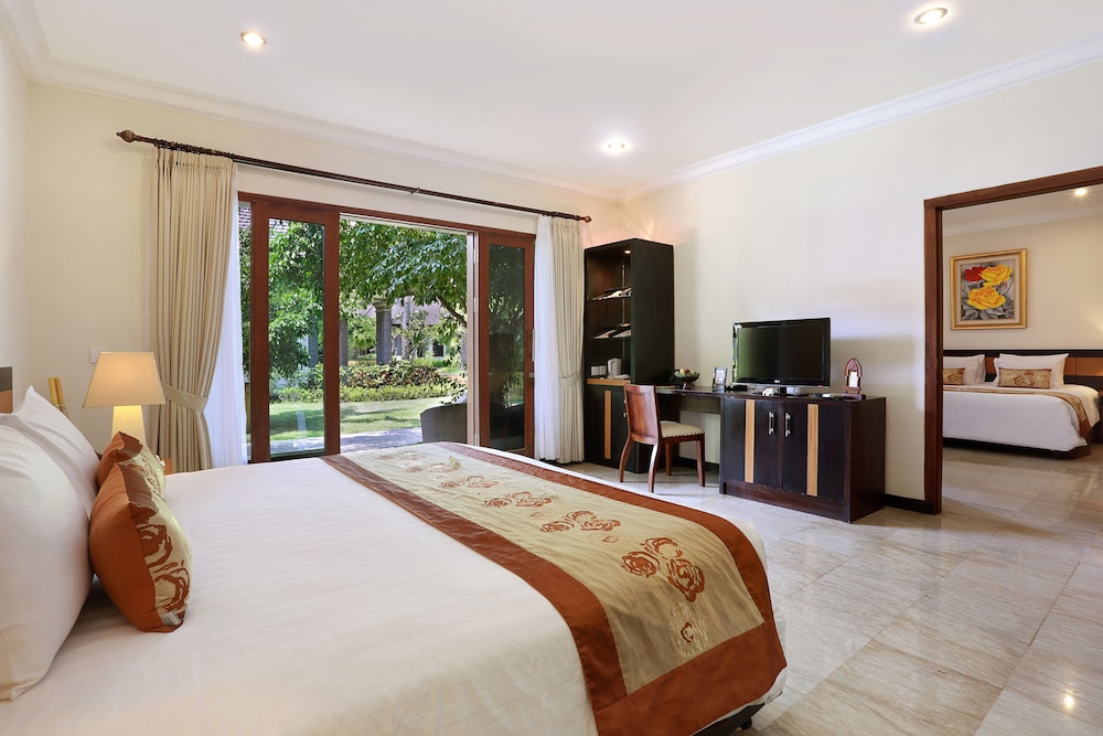 Hotel Ombak Sunset 24/72