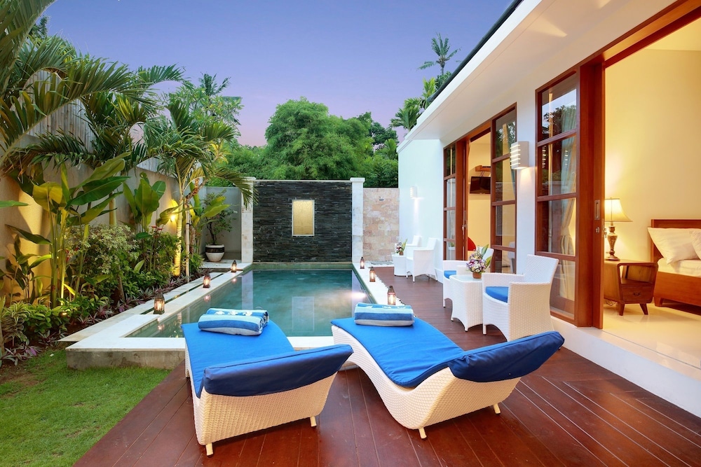 Villa Bali Asri 68/73