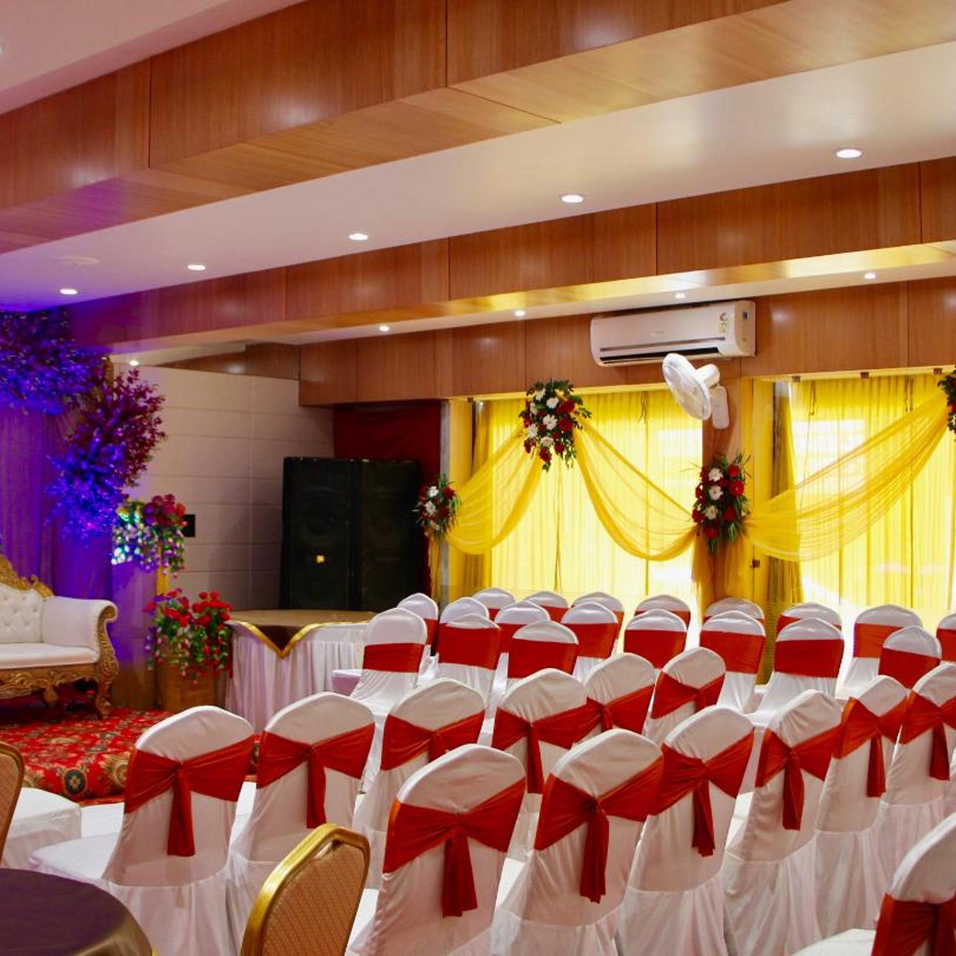 Hotel Reva Regency 26/38