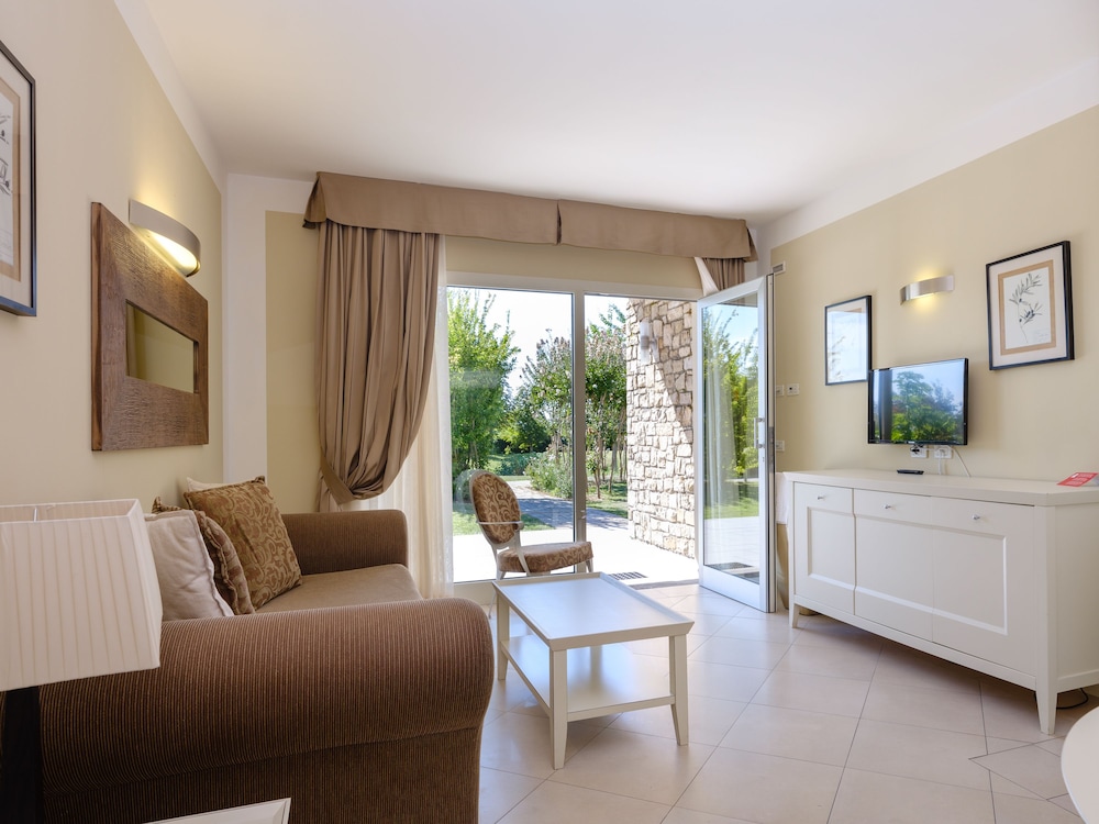 Parc Hotel Germano Suites 44/73