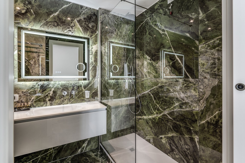 Rome 55 Piazza Di Spagna Luxury Rooms 5/50