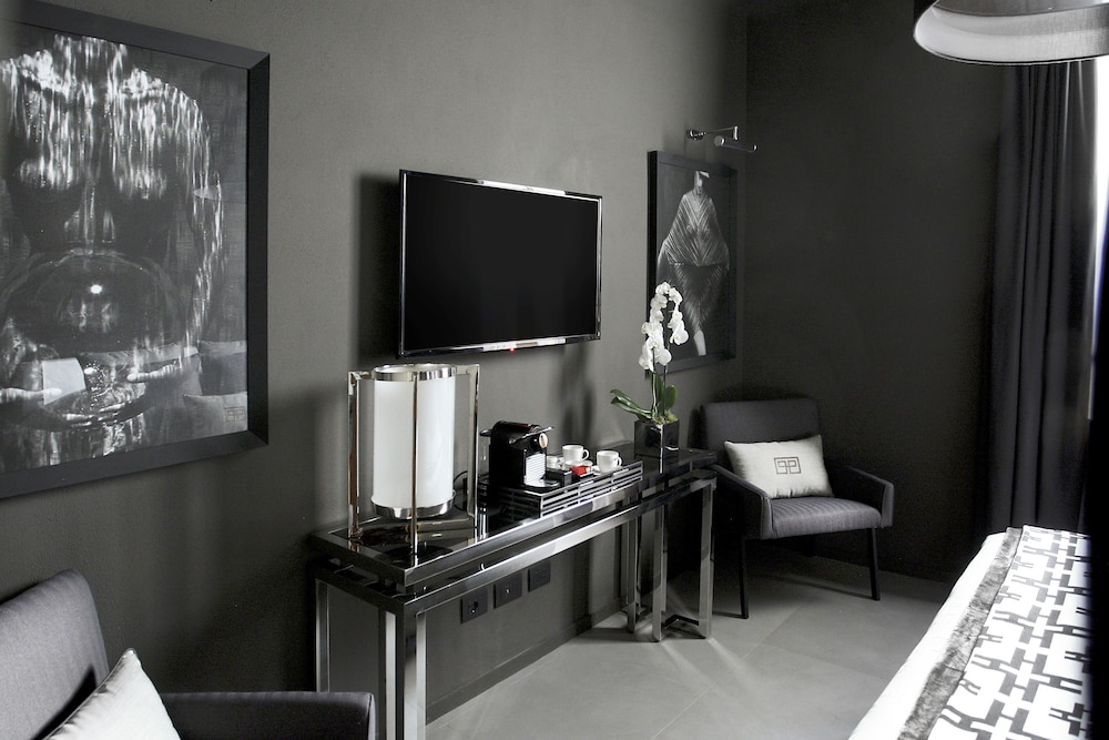 Parioli Place 44/45