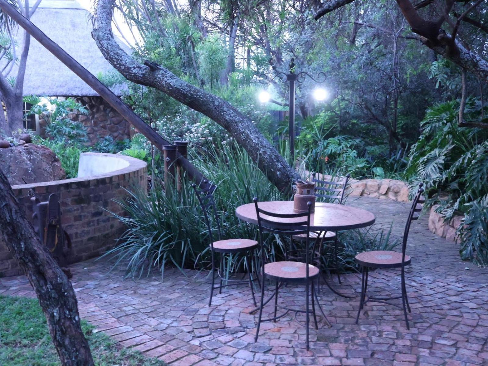 Monkey Thorn Cottage 36/50