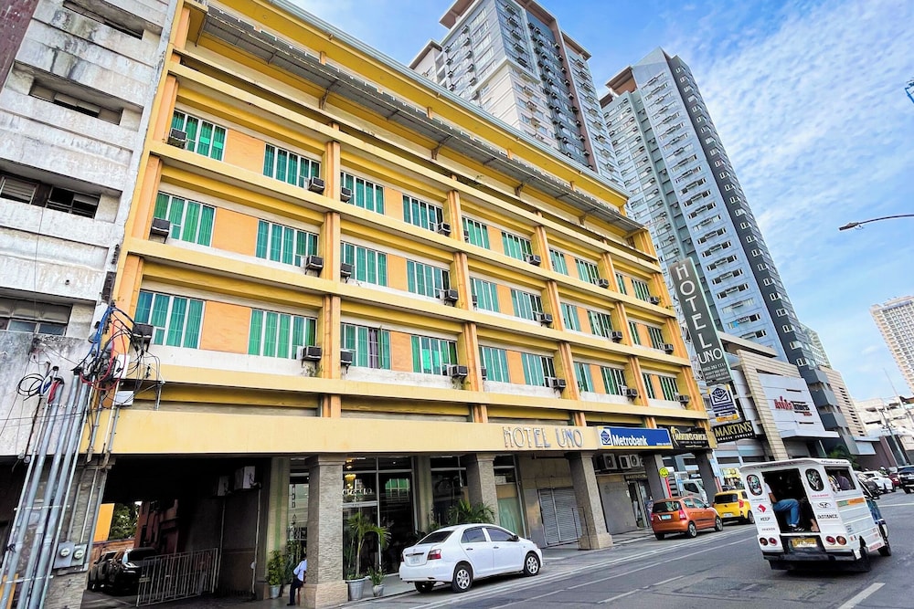 Hotel Uno 46/50