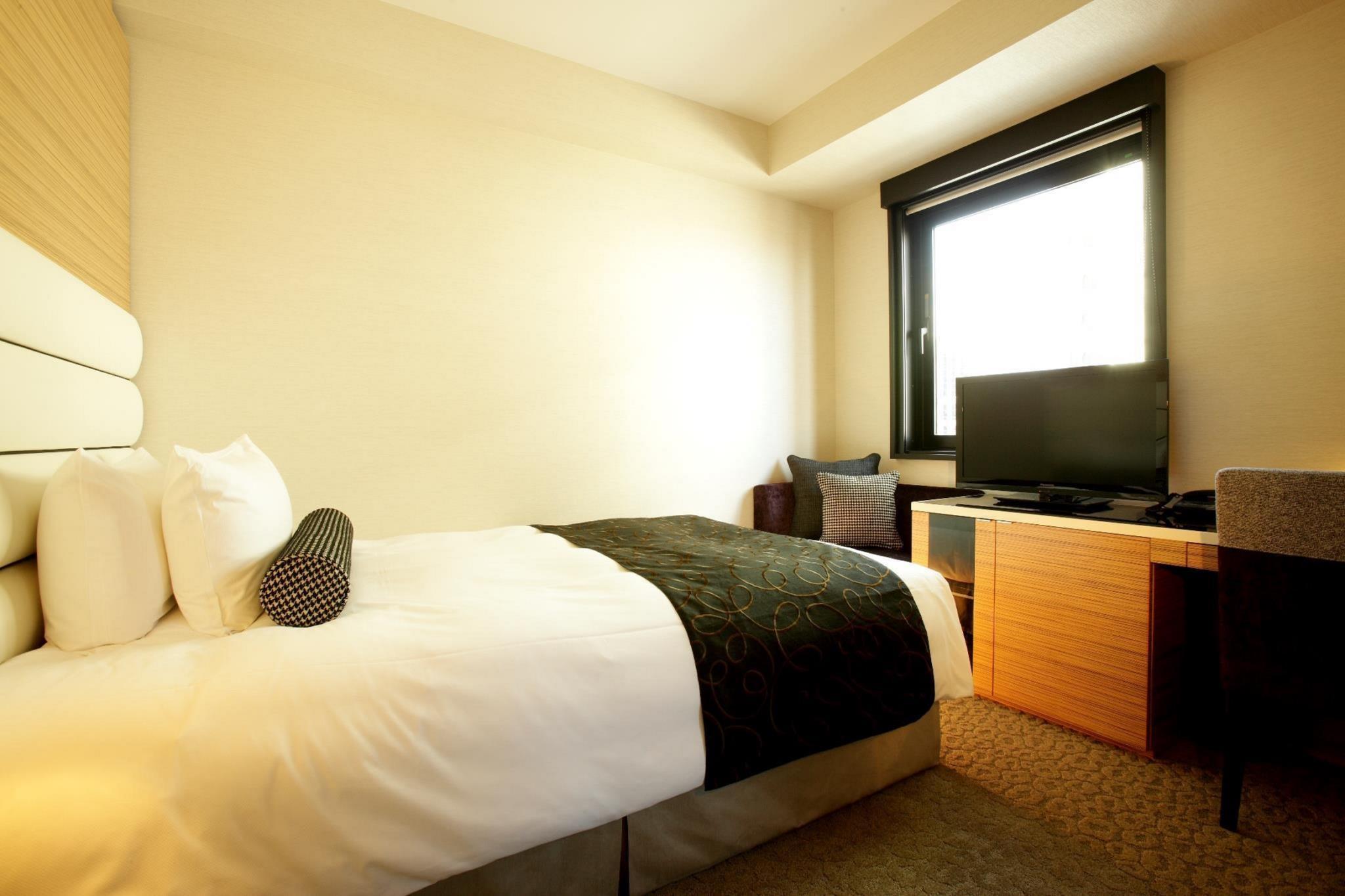 Semi Room, Standard, Single, Semi Double Bed