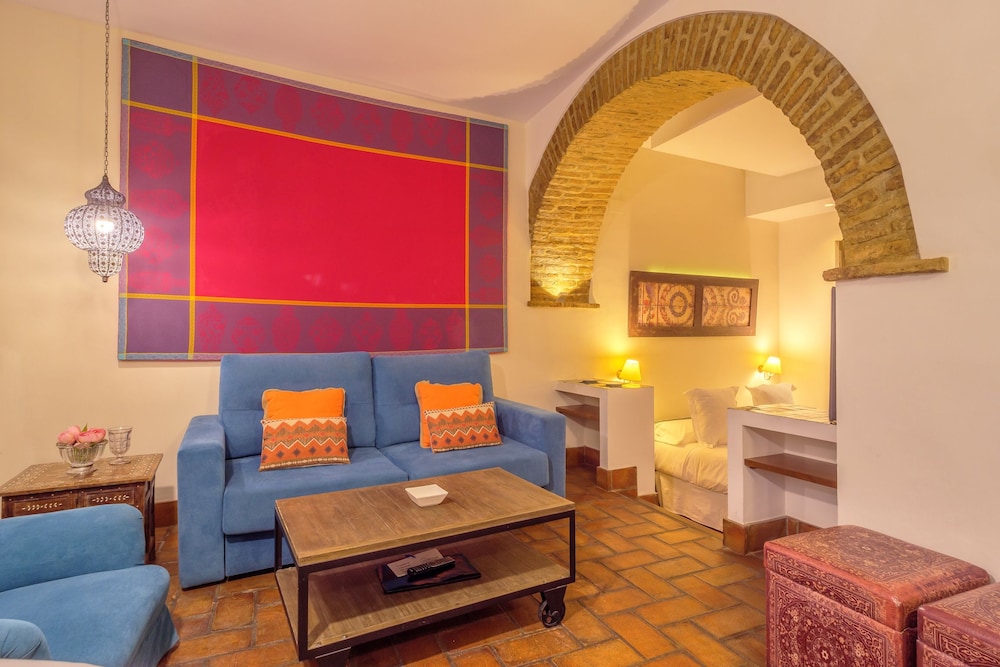 Apartasuites Alberca 34/50