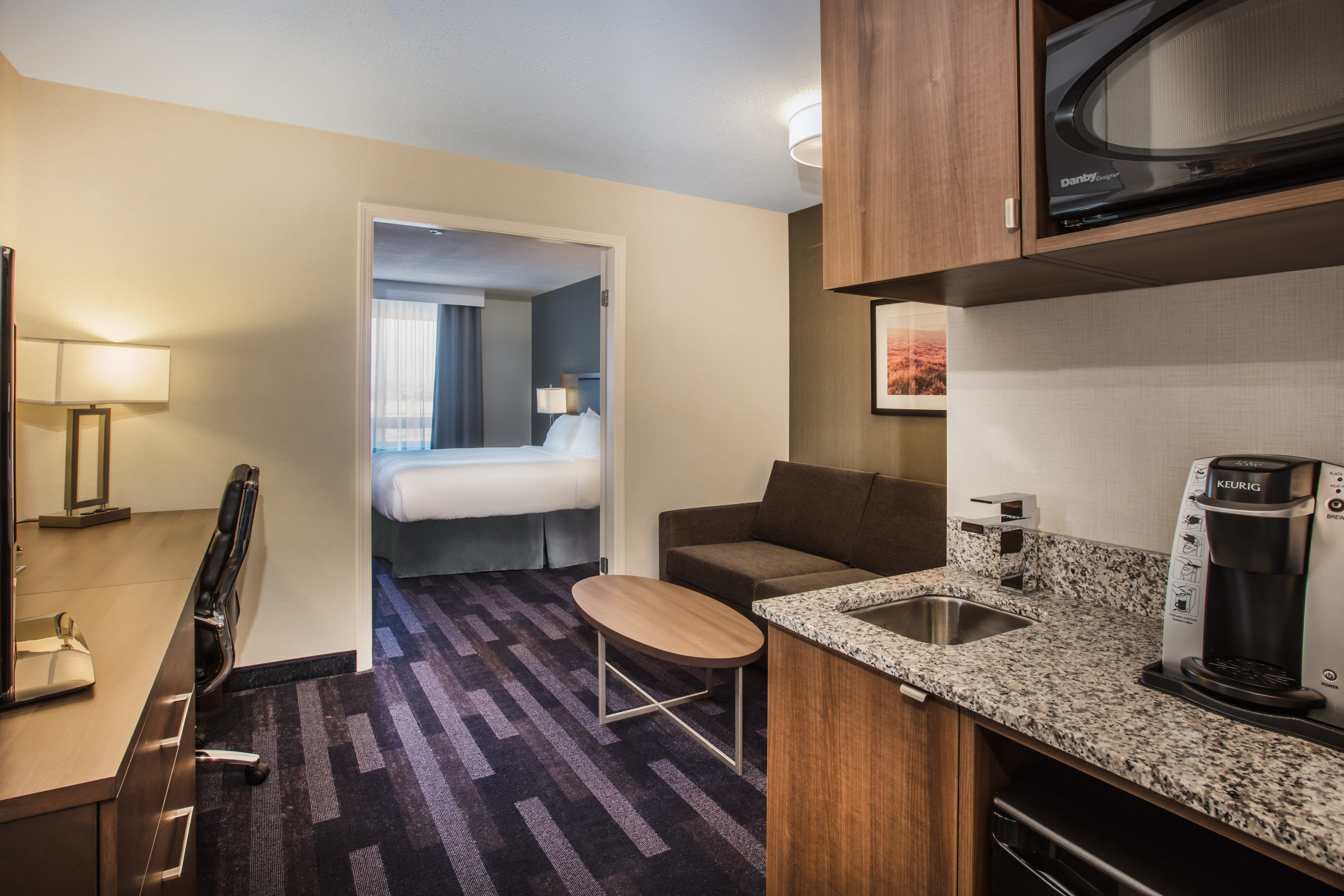 Holiday Inn Suites Grande Prairie Conference Ctr 41/41