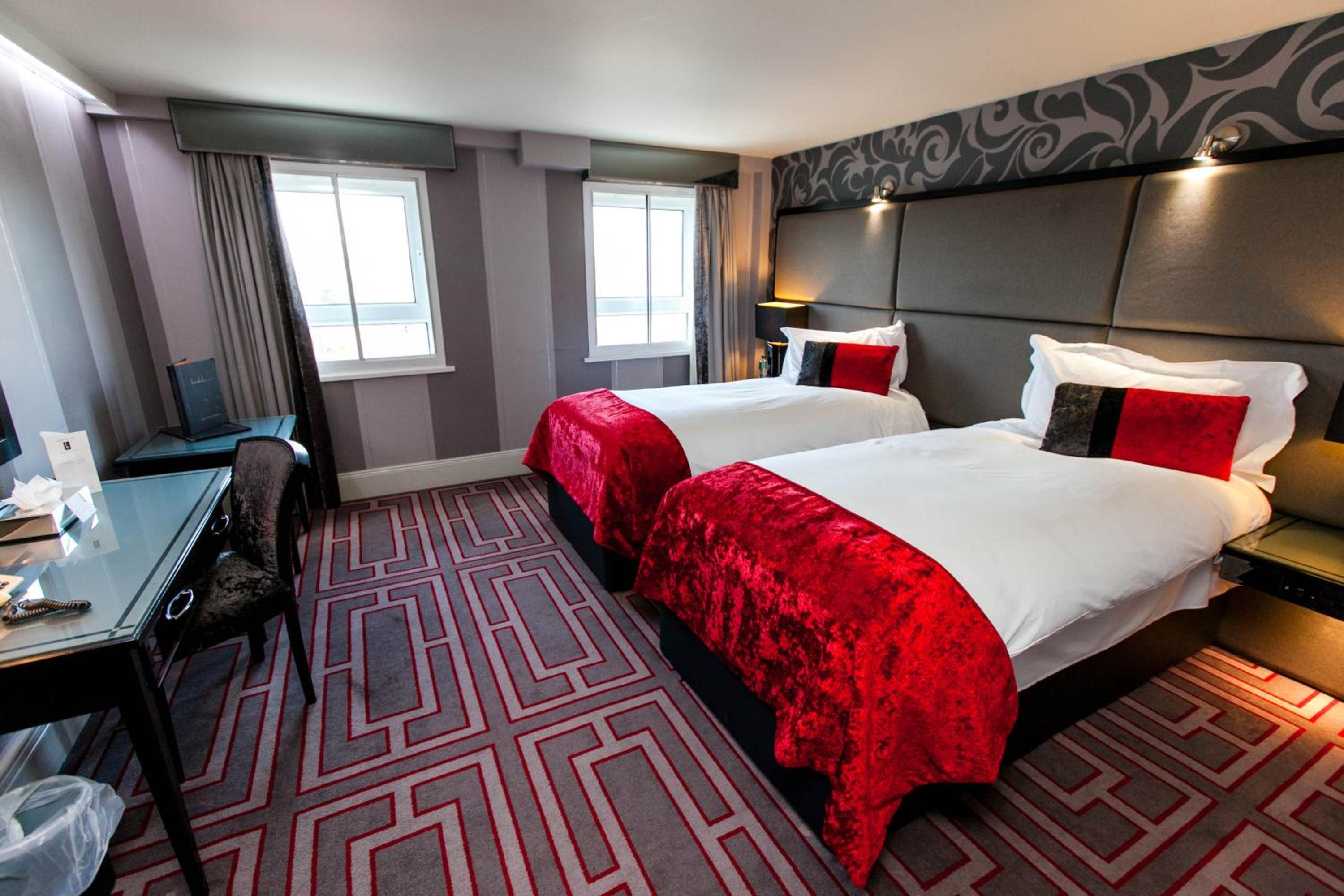 Benedicts of Belfast 14/39