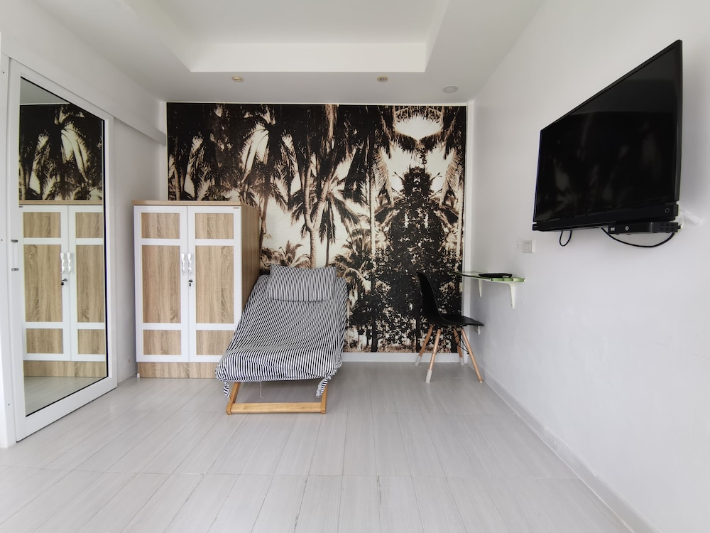 1715 House Caff Resort Phuket 43/57