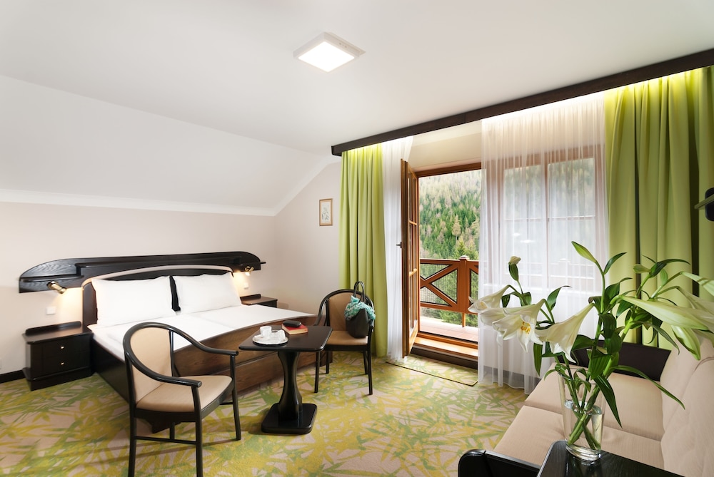 Hotel Zatisi 28/50