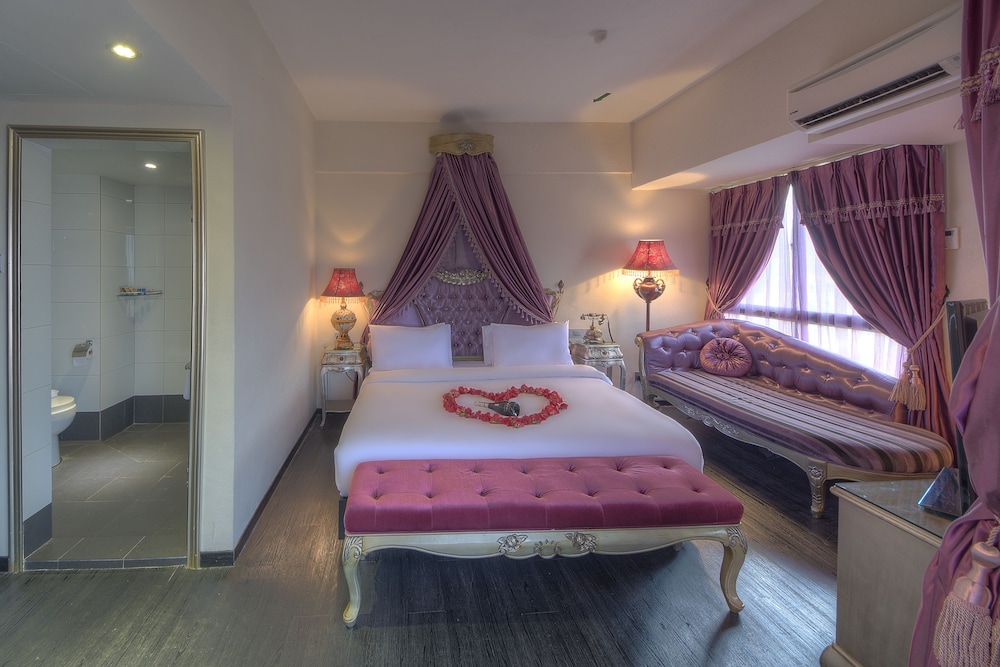 Arenaa Batik Boutique Hotel 10/48