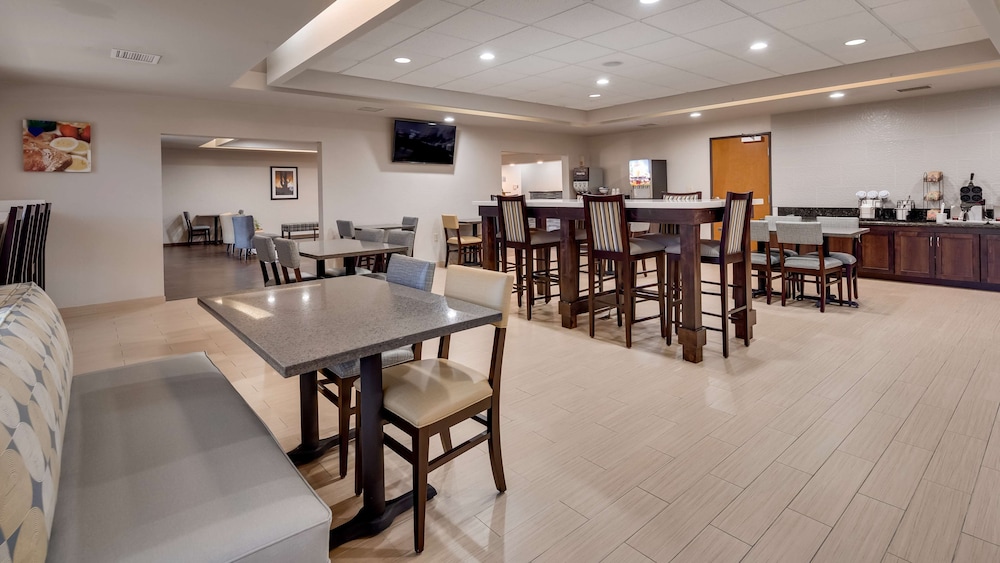 Best Western Plus Surprise-Phoenix NW 29/38