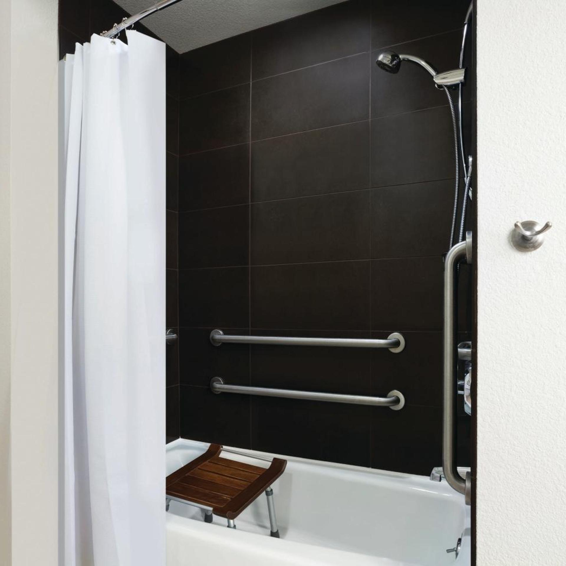 2 Bedrooms, Suite, Accessible, HYATT house Pleasant Hill 4/5