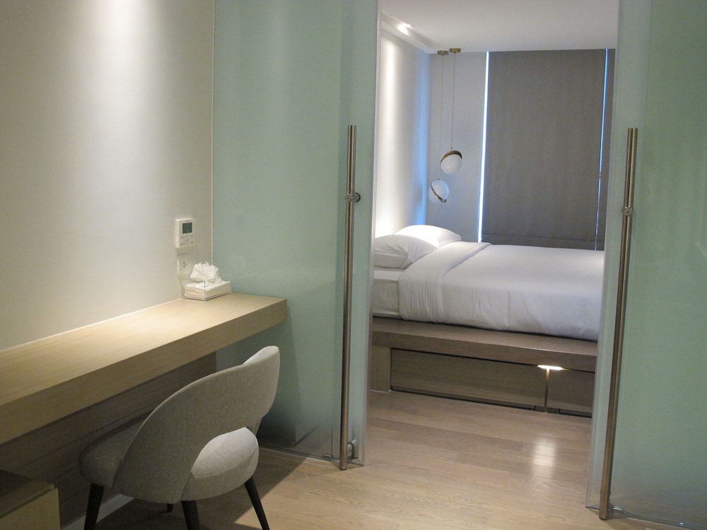 Ashley Hotel BKK 32/33