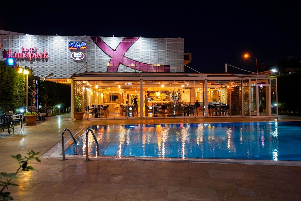 Limapark Hotel 1/47