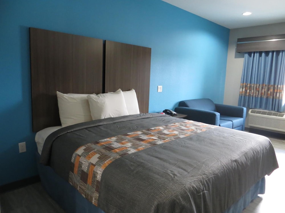 Haven Inn & Suites Willowbrook 15/37