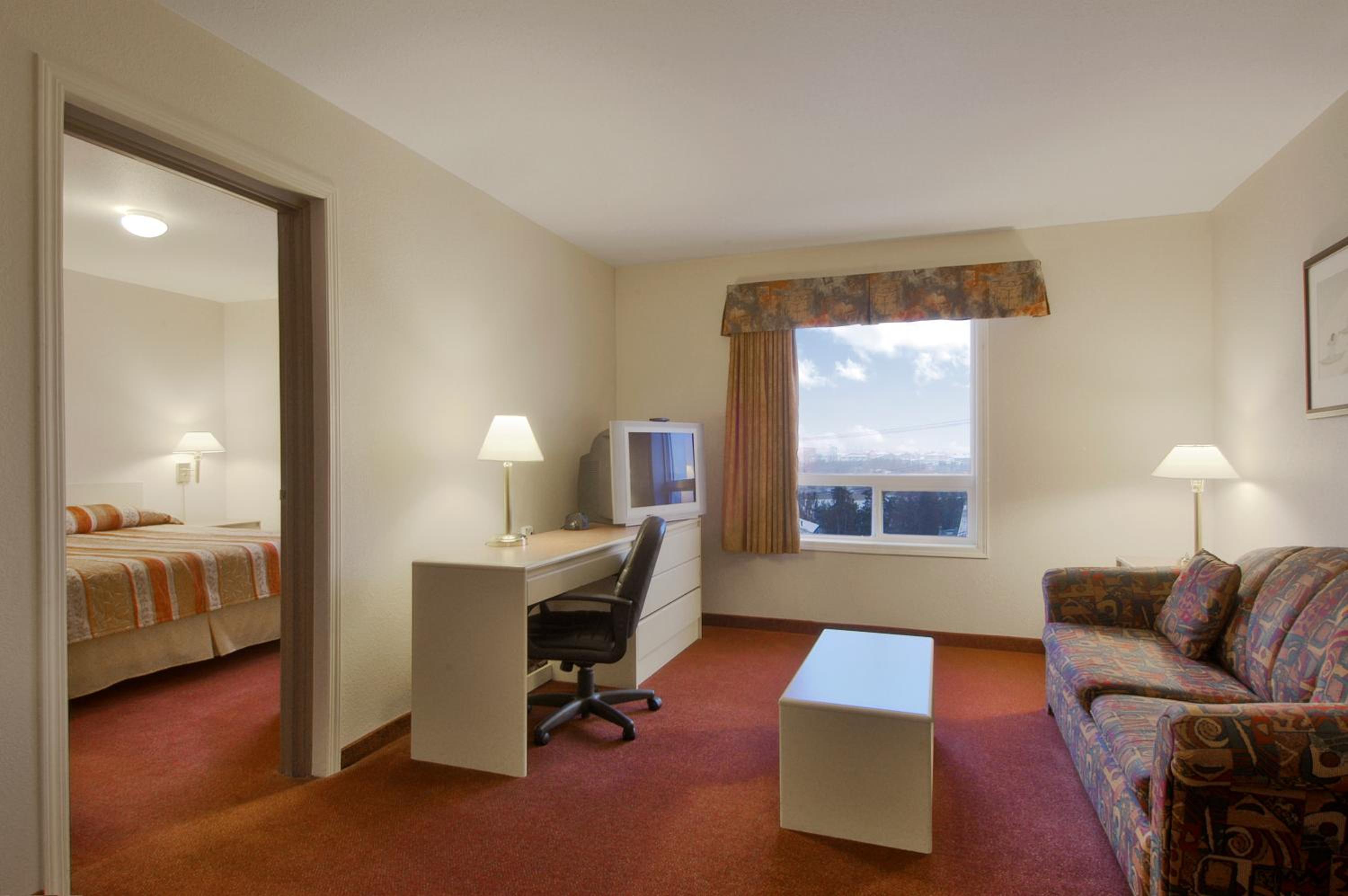 Super 8 by Wyndham Yellowknife 29/39