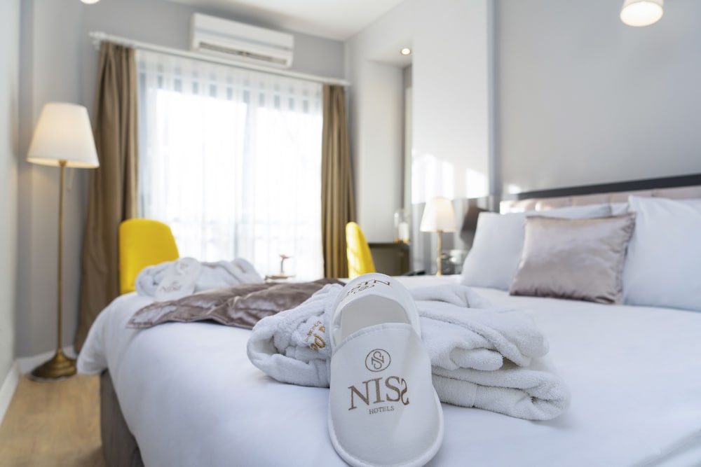 Niss Lara Hotel 13/66