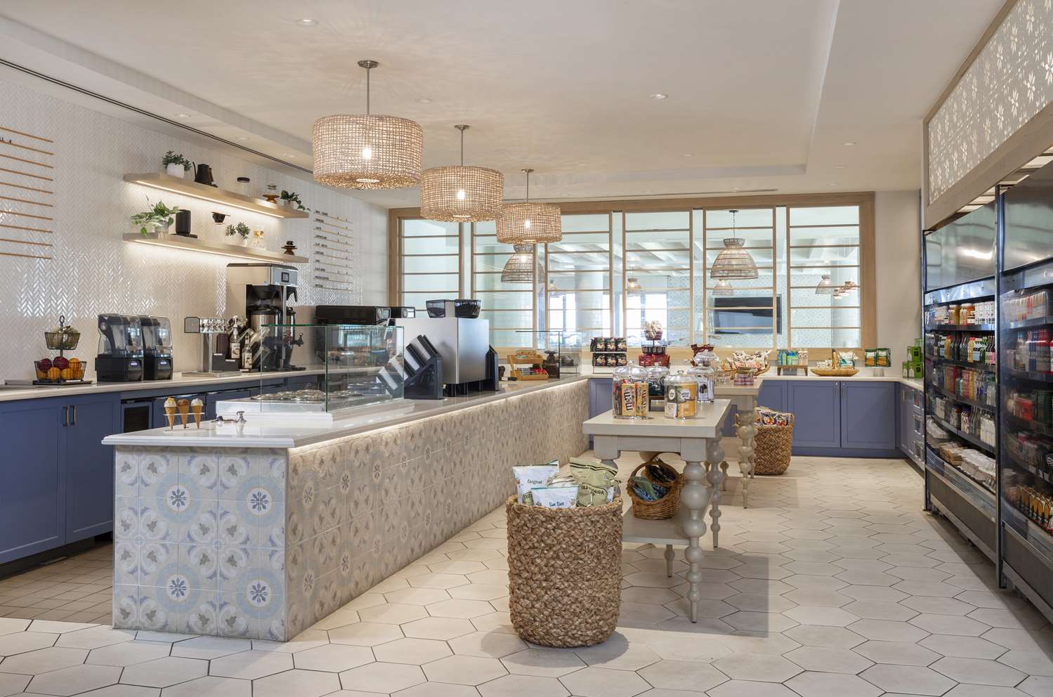 The Singer Oceanfront Resort, Curio Collection by Hilton 34/56