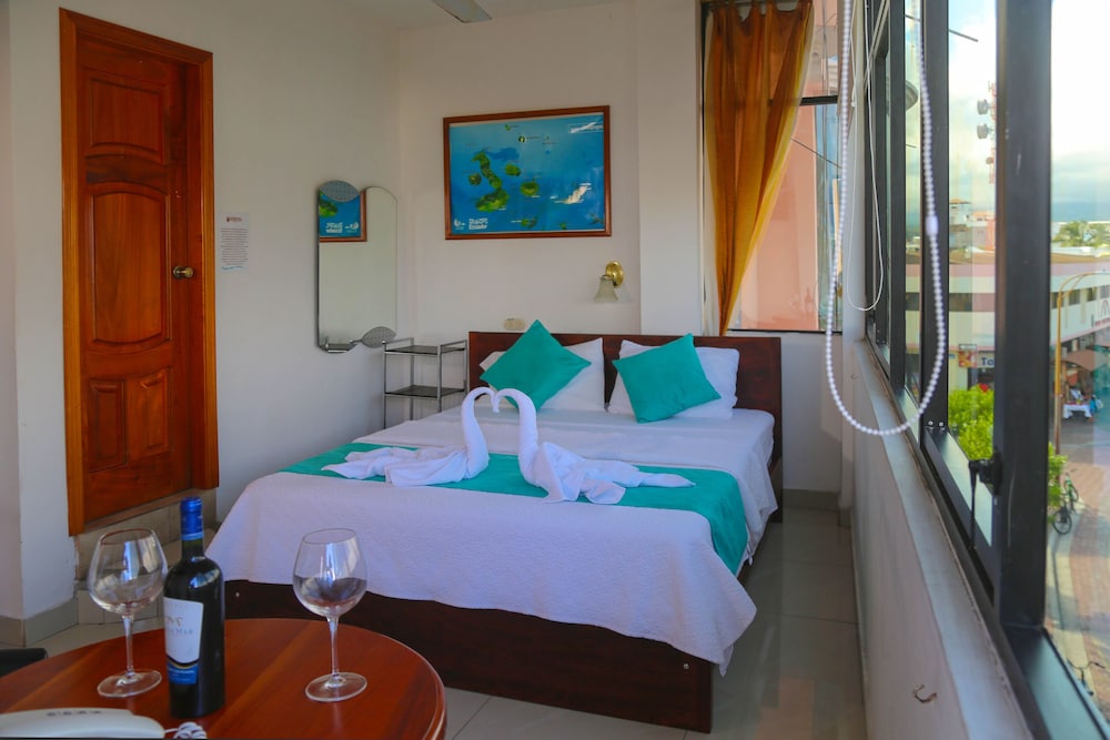 Hostal Sir Francis Drake 15/50