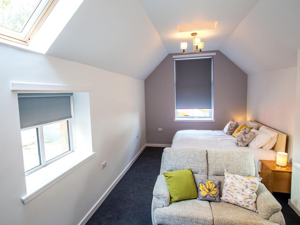 Wet, Suite, King Bed