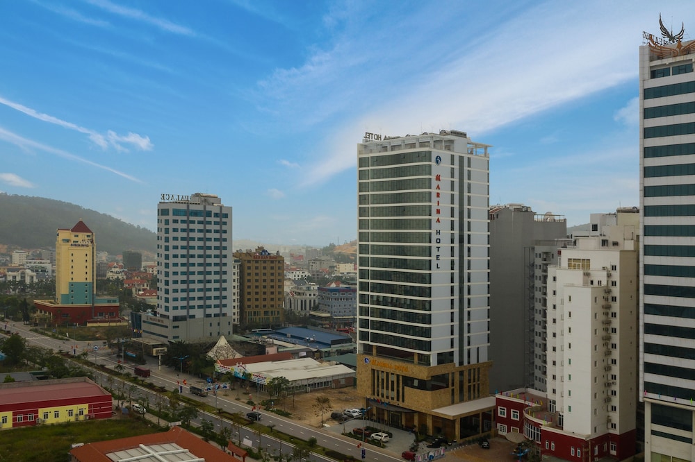 Ha Long Marina Hotel 29/32