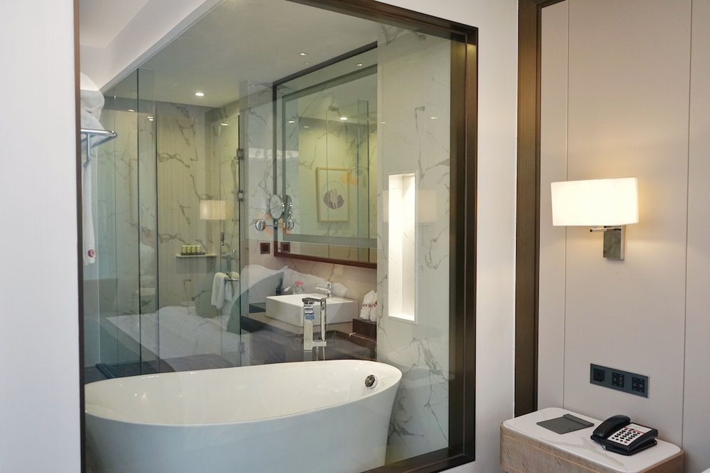 Ramada By Wyndham Huizhou Longmen 10/39