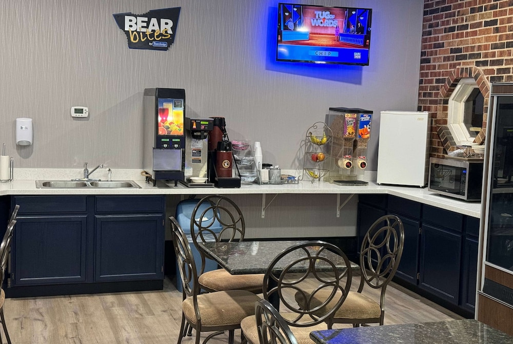 Travelodge By Wyndham Airport Platte City 29/34