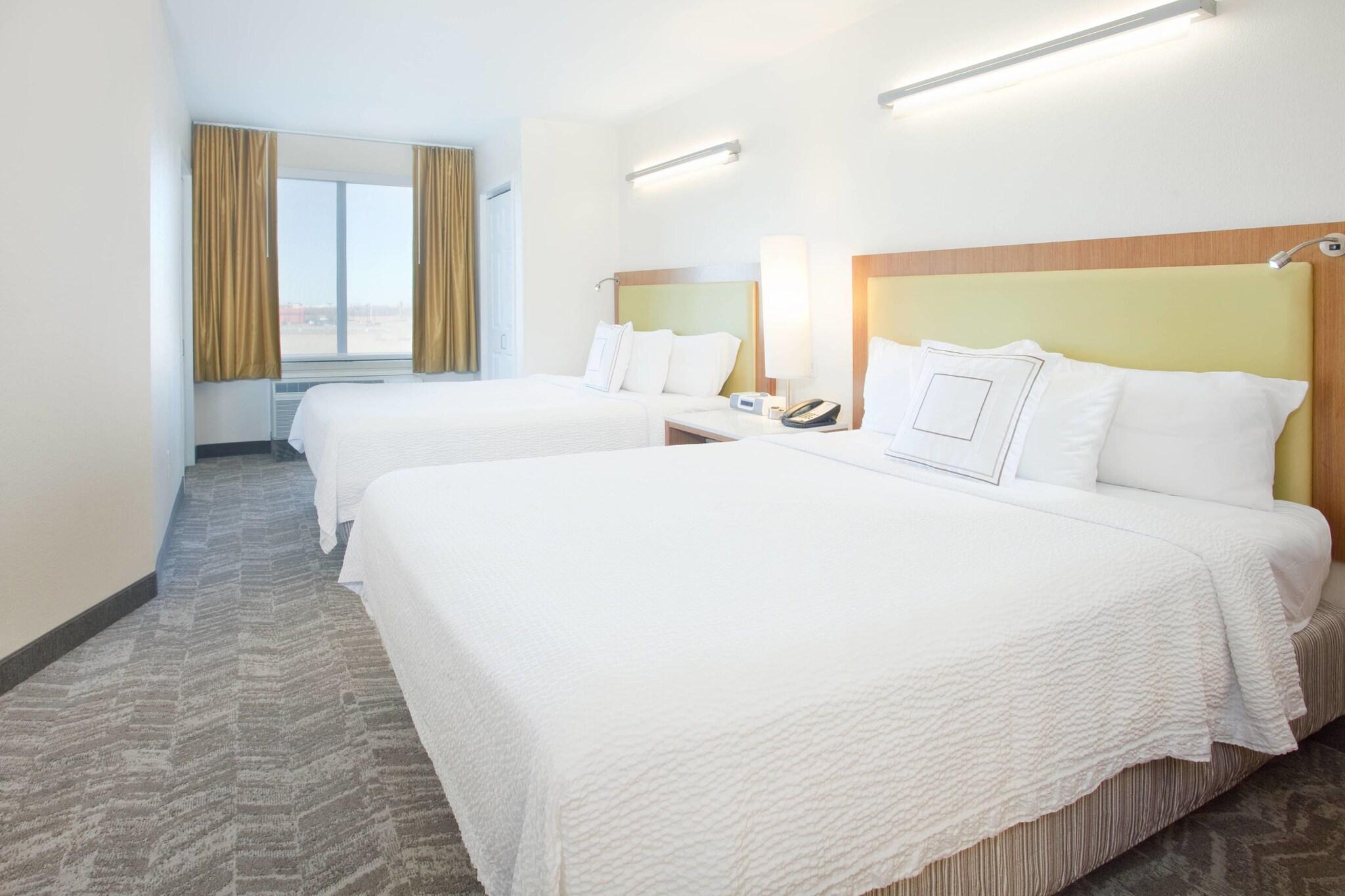 Suite, 2 Queen Beds