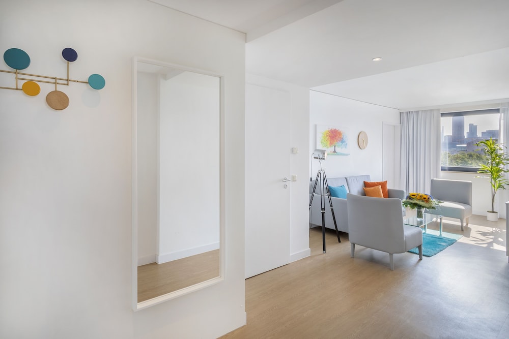 Hotel Frankfurt Messe Affiliated By Melia 25/73