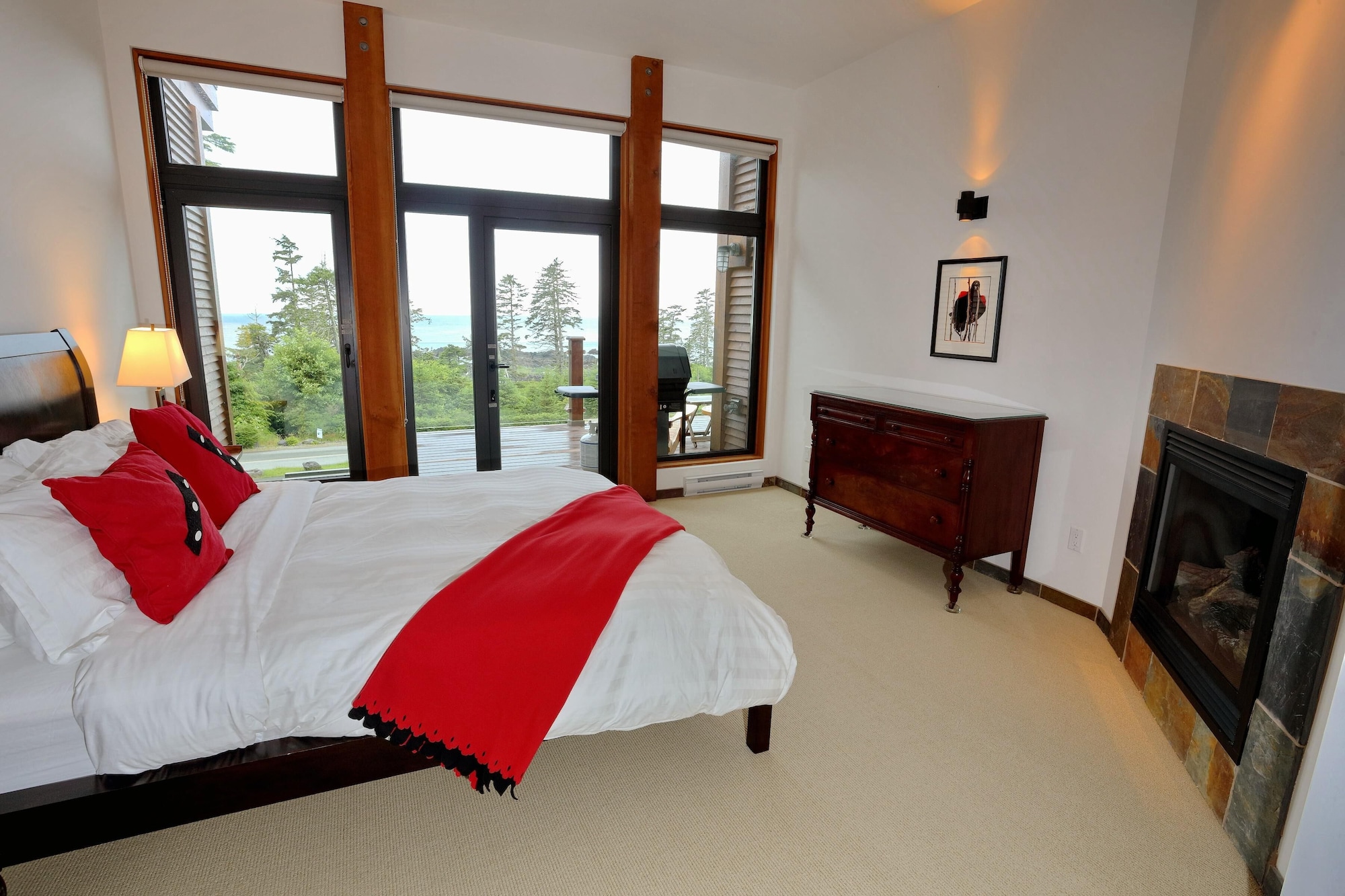 2 BEDROOMS, CONDO, DELUXE, OCEAN VIEW
